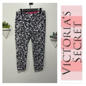 VSX Victoria's Secret Monochrome Patterned Capri Leggings